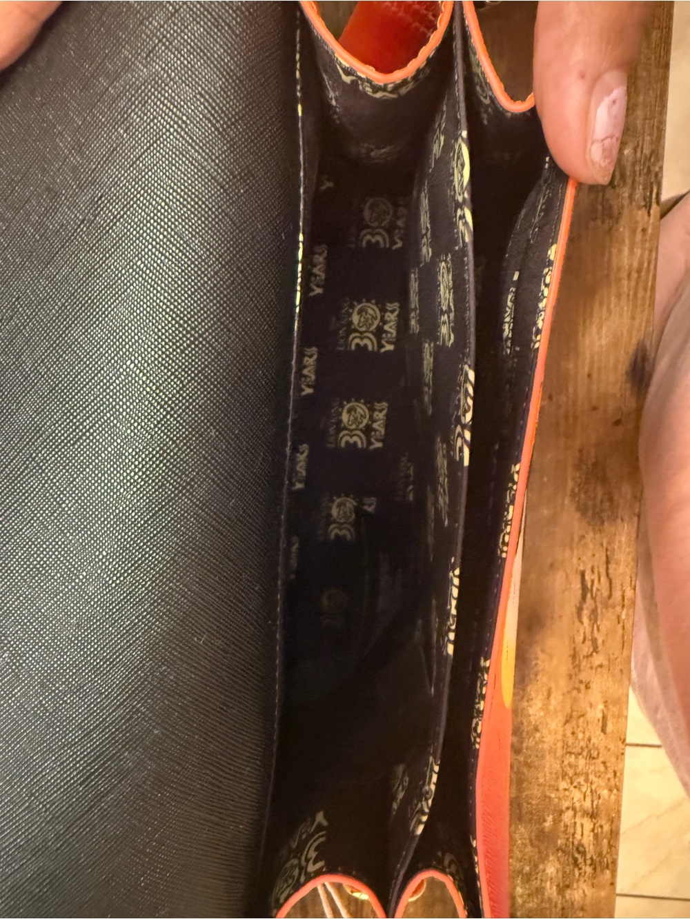 The Lion King 30th Anniversary Pride Rock Crossbody Bag - Picture 9 of 13